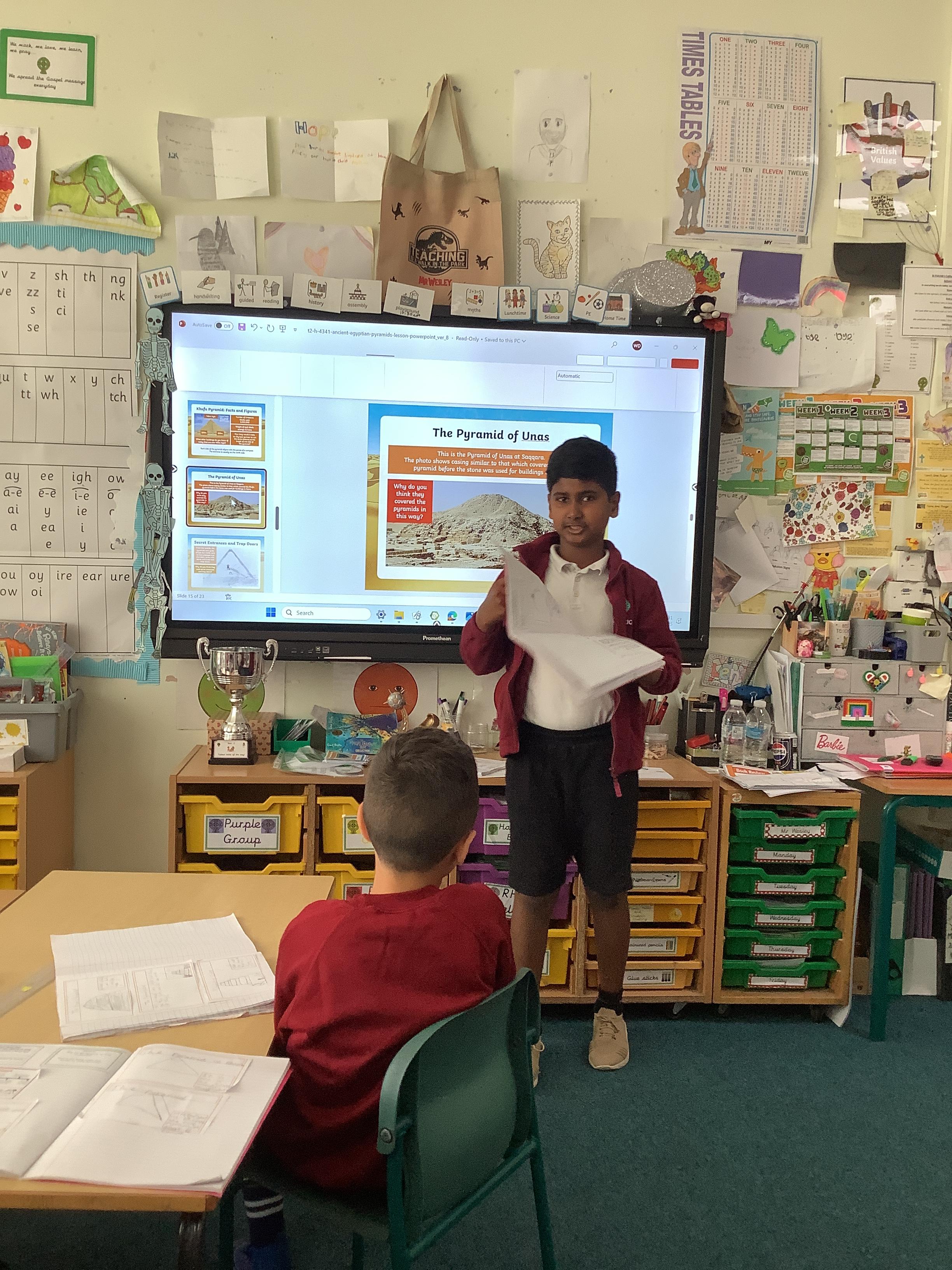 Presentation on the different types of pyramids.